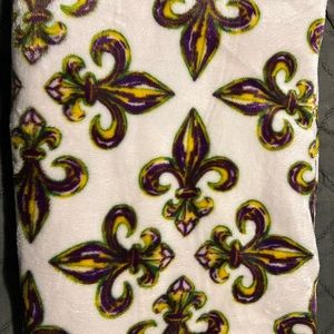 Royal Standard Fluer de Lis Blanket